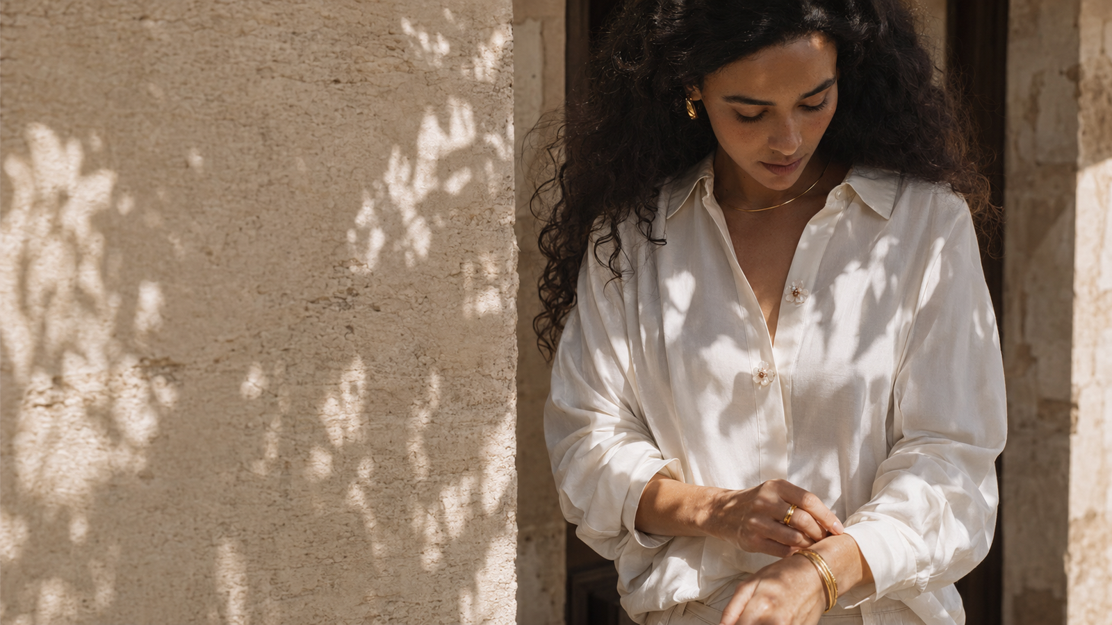 Build outfits that feel finished, without buying a whole new wardrobe.